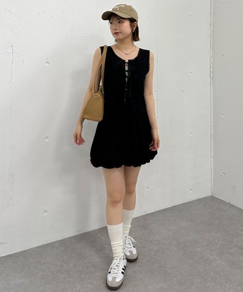 archives（アルシーヴ）の「【ＳＥＴＵＰ対応】コットン刺繍バルーンミニスカート（スカート・レディース・ブラック/オフホワイト・MEDIUM）」の22枚目の写真
