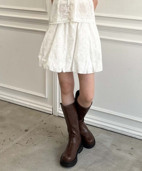 archives（アルシーヴ）の「【ＳＥＴＵＰ対応】コットン刺繍バルーンミニスカート（スカート・レディース・ブラック/オフホワイト・MEDIUM）」の3枚目の写真