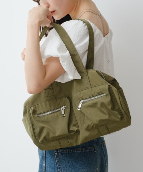 Kastane（カスタネ）の「【500mlペットボトル収納可】ナイロンボストンバッグ（ボストンバッグ・レディース・カーキ/ブラック/アイボリー・FREE）」の2枚目の写真