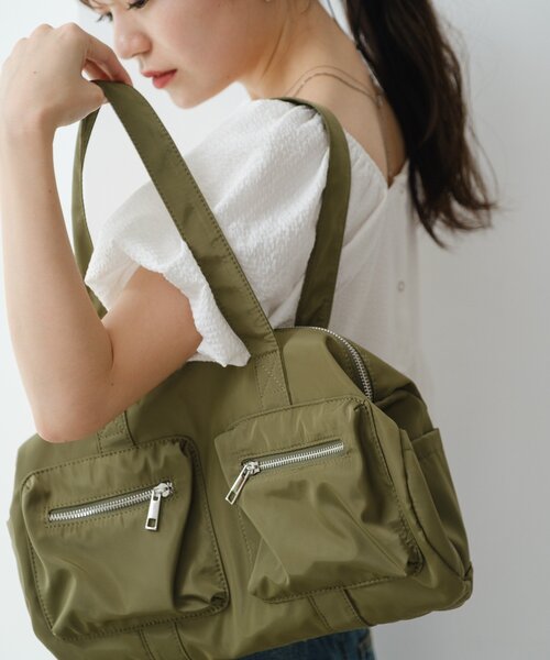 Kastane（カスタネ）の「【500mlペットボトル収納可】ナイロンボストンバッグ（ボストンバッグ・レディース・カーキ/ブラック/アイボリー・FREE）」の5枚目の写真