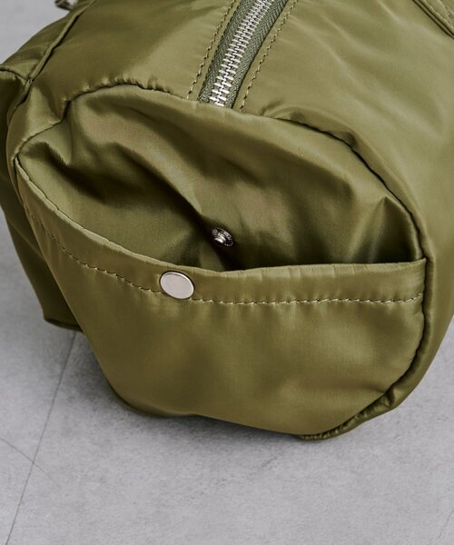 Kastane（カスタネ）の「【500mlペットボトル収納可】ナイロンボストンバッグ（ボストンバッグ・レディース・カーキ/ブラック/アイボリー・FREE）」の11枚目の写真