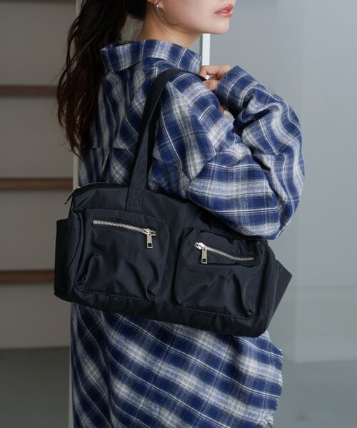 Kastane（カスタネ）の「【500mlペットボトル収納可】ナイロンボストンバッグ（ボストンバッグ・レディース・カーキ/ブラック/アイボリー・FREE）」の18枚目の写真