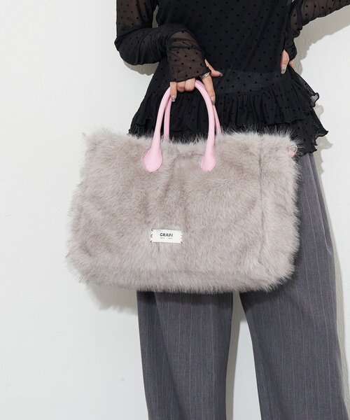 GRAIN（グレイン）の「【GRAIN/グレイン】2WAYフェイクファートートバッグ（トートバッグ・レディース・ブラウン/ベージュ/グレー・FREE）」の7枚目の写真