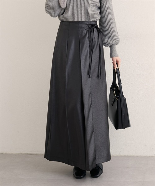 セール】レザータッチプリーツラップスカート（スカート）｜natural