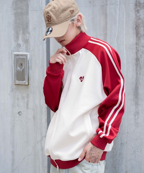 WEGO（ウィゴー）の「WEGO/ラグランライントラックジャケット（ジャージ・メンズ・ブルー系その他/ネイビー/オフホワイト/ブラック系その他/ブラウン/レッド系その他・MEDIUM/LARGE）」の21枚目の写真