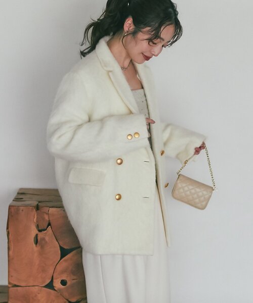 La boutique BonBon(ラブティックボンボン)の「【今すぐお届け!・軽くて着心地最高!】ヘアリーシャギージャケット(テーラードジャケット・レディース・オフホワイト/グレイッシュベージュ・FREE)」の6枚目の写真