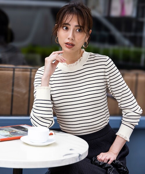 シーニューヨーク フリル付きアイボリー長袖ニット S フリル付きアイボリー長袖ニット - メルカリ