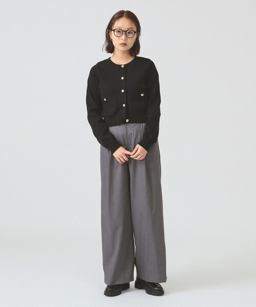 Ray BEAMS（レイビームス）の「メタル ボタン クルーネック カーディガン [手洗い可]（ニット/セーター・レディース・ブラック/ホワイト系その他6/レッド・ONE SIZE）」の8枚目の写真