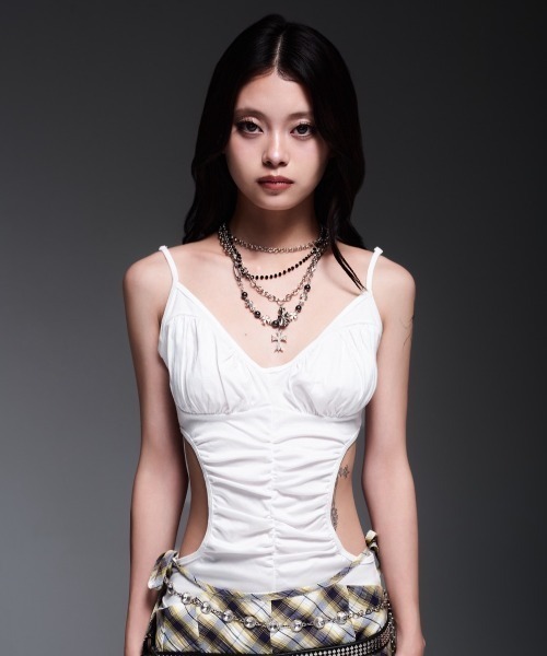ROYAL FLASH（ロイヤルフラッシュ）の「MITSUKI/ミツキ/CAMI BODY SUIT（キャミソール・レディース・ブラック/レッド/ホワイト・F）」の2枚目の写真