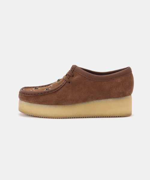 FRAMeWORK(フレームワーク)の「CLARKS/クラークス wallacraft bee(その他シューズ・レディース・モカ・23cm/23.5cm/24.5cm/24cm)」の3枚目の写真