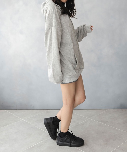 NinaetLina(ニナエリナ)の「薄手 ビックシルエット バックプリント プルパーカー(Tシャツ/カットソー・レディース・ネイビー/ブラック/グレー/ブラウン・FREE)」の10枚目の写真