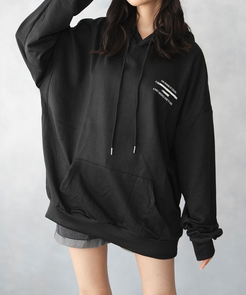 NinaetLina(ニナエリナ)の「薄手 ビックシルエット バックプリント プルパーカー(Tシャツ/カットソー・レディース・ネイビー/ブラック/グレー/ブラウン・FREE)」の20枚目の写真