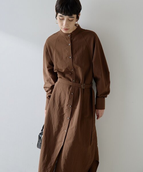 Whim Gazette（ウィムガゼット）の「ナイロンシャツドレス（ワンピース・レディース・グレー/ブラウン・FREE）」の5枚目の写真