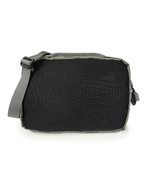 CIE(シー)の「【CIE/シー】GRID3 BOTTLE SHOULDER BAG (M) LIMITED EDITION(ショルダーバッグ・メンズ・オリーブ・FREE)」の8枚目の写真