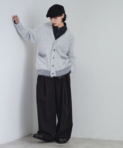 tk.TAKEO KIKUCHI（ティーケータケオキクチ）の「【WEB限定】バイカラーフェザーニットカーディガン（カーディガン/ボレロ・メンズ・ダークグリーン/ブラック/ライトグレー/ブルー・01/03/02）」の15枚目の写真