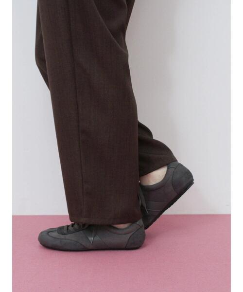 Samansa Mos2 blue（サマンサモスモスブルー）の「クラシックスニーカー（ドレスシューズ・レディース・グレー/ブラック/キナリ・L/M）」の7枚目の写真