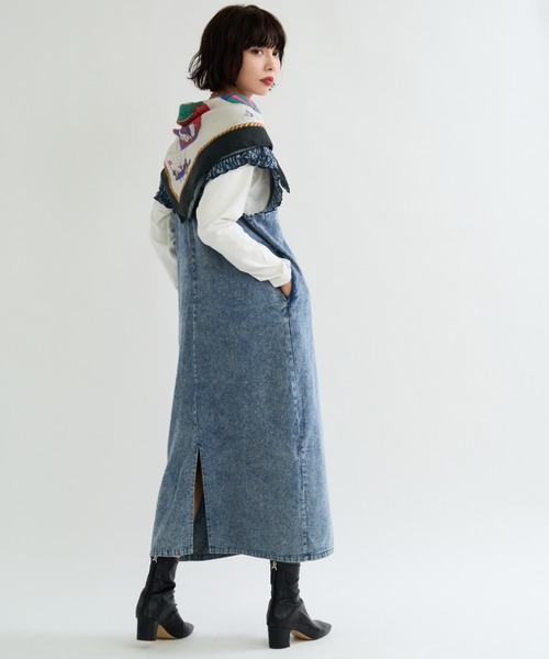 A.D.C.L.（エーディーシーエル）の「シャーリング切替 ミディ丈 デニムワンピース（ワンピース・レディース・ブラック/ブルー・M/L）」の20枚目の写真