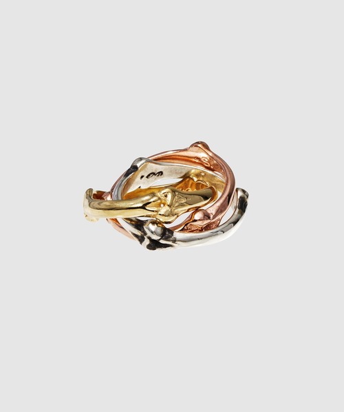 TAKAHIROMIYASHITATheSoloIst.（タカヒロミヤシタザソロイスト）の「bone shaped trinity ring.（リング・メンズ・シルバー・US8/US8.5）」の2枚目の写真