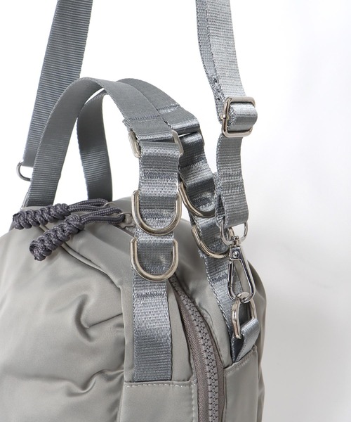 Three Four Time（ｽﾘｰﾌｫｰﾀｲﾑ）の「【Casselini】ナイロンBOXY BAG（ショルダーバッグ・レディース・ベージュ/グレー/ブラック・FREE）」の6枚目の写真