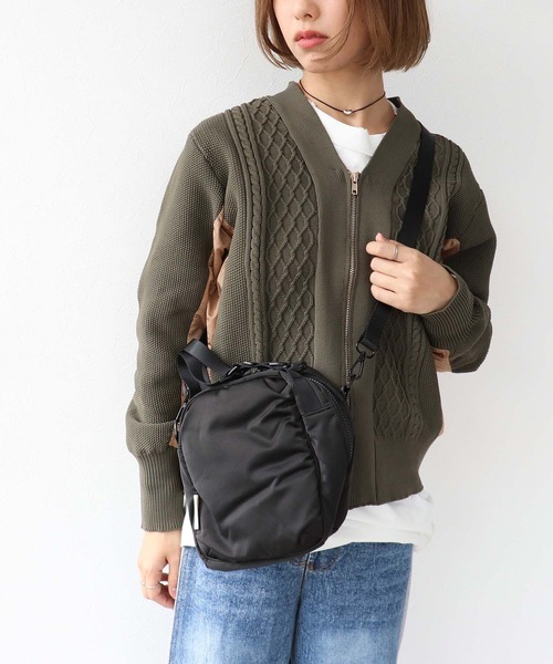 Three Four Time（ｽﾘｰﾌｫｰﾀｲﾑ）の「【Casselini】ナイロンBOXY BAG（ショルダーバッグ・レディース・ベージュ/グレー/ブラック・FREE）」の11枚目の写真