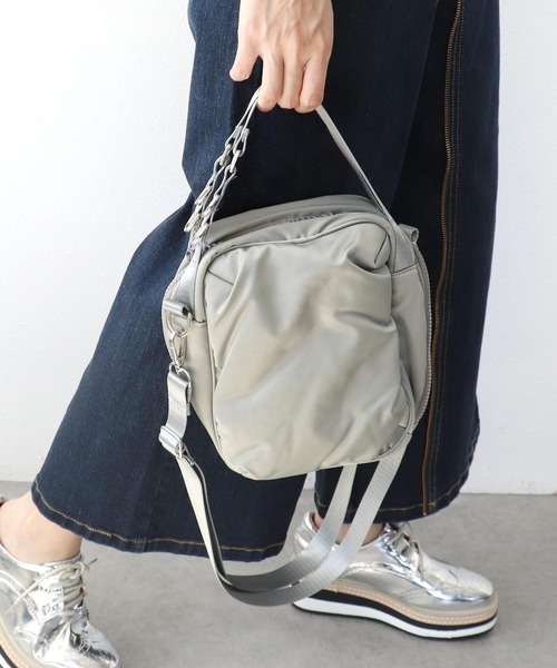 Three Four Time（ｽﾘｰﾌｫｰﾀｲﾑ）の「【Casselini】ナイロンBOXY BAG（ショルダーバッグ・レディース・ベージュ/グレー/ブラック・FREE）」の14枚目の写真