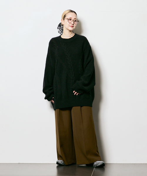 SEEALL（シーオール）の「SEEALL 別注 CREW NECK SWEATER SAU51/KJ684C：ニット（ニット/セーター・レディース・ブラック・FREE）」の4枚目の写真