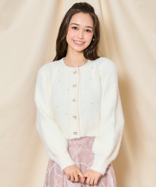 WILLSELECTION（ウィルセレクション）の「パール＆ビジューフェザーカーディガン（カーディガン/ボレロ・レディース・オフホワイト/ブラック/モカ/ダークブラウン/ピンク・FREE）」の20枚目の写真