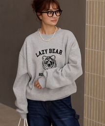 THE CRAFT CREW PRODUCTS（ザクラフトクループロダクツ）の「アニマルフロッキープリントオーバーサイズカレッジロゴスウェット / 抗菌防臭・吸湿発熱【THE CRAFT CREW PRODUCTS】（スウェット）」