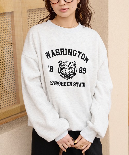 セール】アニマルフロッキープリントオーバーサイズカレッジロゴ