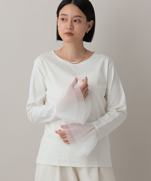 A part by(アパートバイ)の「ソデチュールプリーツプルオーバー_長袖(Tシャツ/カットソー・レディース・ブラック/ライトグレー/オフホワイト・FREE)」の1枚目の写真