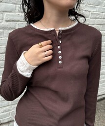 レイヤード風ヘンリーネックプルオーバー