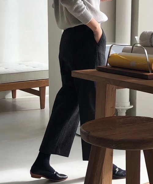 ReRe(リリ)の「サイドポケットセンタープレスパンツ(その他パンツ・レディース・カーキ/チャコール/ベージュ・MEDIUM)」の18枚目の写真
