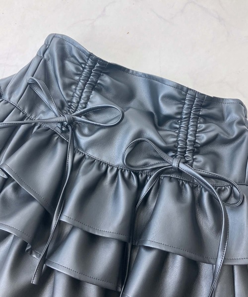 AS KNOW AS plus（アズノゥアズプラス）の「♪リボンとティアードミニスカート セットアップ対応（スカート・レディース・ブラック系1/キャメル/スミクロ/ブラック系/ブラウン/サックスブルー系/カモフラージュ/ブラック系2/ネイビー系・FREE）」の12枚目の写真