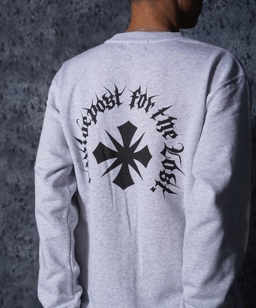 GUIDER(ガイダー)の「【GUIDER】クロス スウェット シャツ / Cross Sweat Shirt(スウェット・メンズ・ブラック/ホワイト系・S/M/L)」の4枚目の写真
