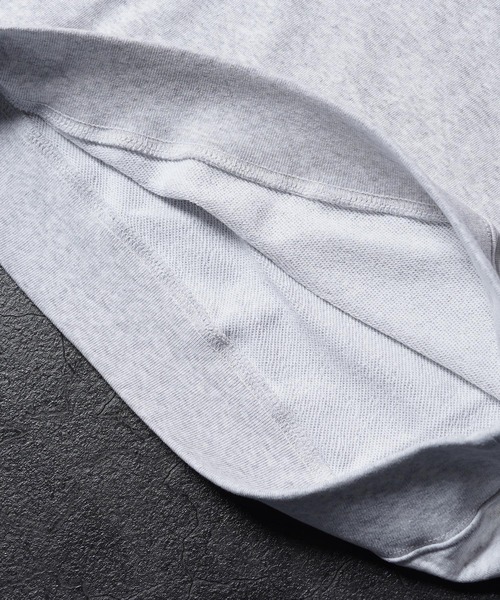 GUIDER(ガイダー)の「【GUIDER】クロス スウェット シャツ / Cross Sweat Shirt(スウェット・メンズ・ブラック/ホワイト系・S/M/L)」の11枚目の写真