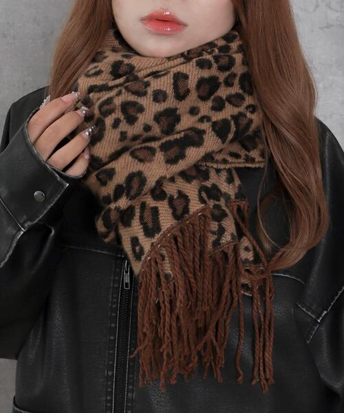 WEGO（ウィゴー）の「WEGO/【25年秋冬新作】大判ストール（マフラー・レディース・サックスブルー/レッド系その他/ライトグレー/ホワイト/レッド/グリーン/その他1/オフホワイト/グレー/その他3/ライトパープル/ネイビー/その他2/ブラック/グレー系その他/ライトピンク・FREE）」の15枚目の写真