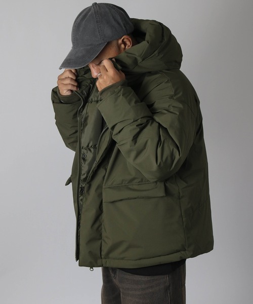 NYLAUS（ナイラス）の「【Nylaus】撥水/防風 ポリタスラン ファイバー中綿 シームレス ハーフジャケット 中綿ジャケット（ダウンジャケット/コート・メンズ・ブラック/カーキ/グレイッシュベージュ/チャコール・M/L）」の18枚目の写真