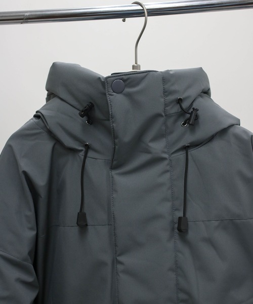 NYLAUS（ナイラス）の「【Nylaus】撥水/防風 ポリタスラン ファイバー中綿 シームレス ハーフジャケット 中綿ジャケット（ダウンジャケット/コート・メンズ・ブラック/カーキ/グレイッシュベージュ/チャコール・M/L）」の19枚目の写真