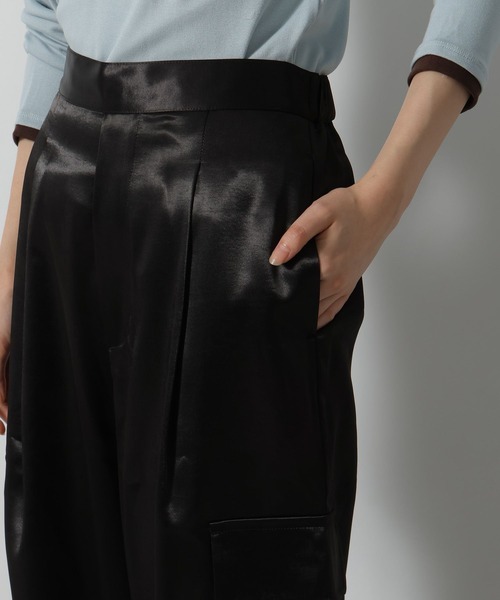 LAKOLE(ラコレ)の「サテンカーゴパンツ / 602384(カーゴパンツ・レディース・ブラック/カーキ/スモークピンク・FREE)」の19枚目の写真