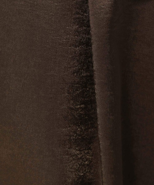 LAKOLE(ラコレ)の「サテンカーゴパンツ / 602384(カーゴパンツ・レディース・ブラック/カーキ/スモークピンク・FREE)」の15枚目の写真