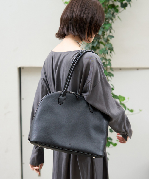 &MyuQ(アンドミューク)の「【&MyuQ/アンドミューク】THALLO ショルダーバッグ / トートバッグ(トートバッグ・レディース・キャメル/ブラック・フリー)」の2枚目の写真