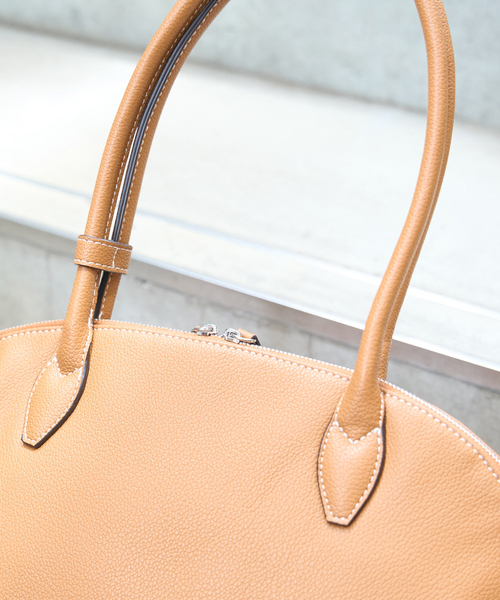 &MyuQ(アンドミューク)の「【&MyuQ/アンドミューク】THALLO ショルダーバッグ / トートバッグ(トートバッグ・レディース・キャメル/ブラック・フリー)」の14枚目の写真