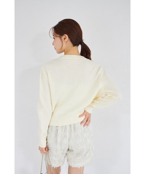 tocco closet（トッコ　クローゼット）の「【ZOZO限定】パール釦フラワーモチーフ×ビジューニットカーディガン（ニット/セーター・レディース・アイボリー/ブラック/グレー・M）」の10枚目の写真