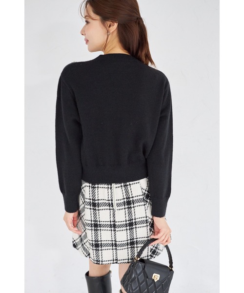 tocco closet（トッコ　クローゼット）の「【ZOZO限定】パール釦フラワーモチーフ×ビジューニットカーディガン（ニット/セーター・レディース・アイボリー/ブラック/グレー・M）」の19枚目の写真