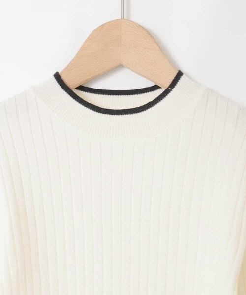a.v.v（アーヴェヴェ）の「[130-160]配色プチハイリブニット（ニット/セーター・キッズ・ブラック/アイボリー・130/150/160/140）」の12枚目の写真