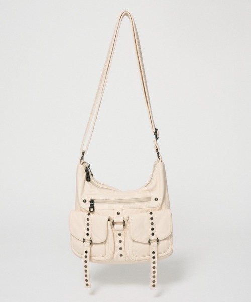 DTYYPE（ドタイプ）の「アウトポケットスタッズショルダーバッグ（ショルダーバッグ・レディース・ブラック/ホワイト/レッド・FREE）」の12枚目の写真