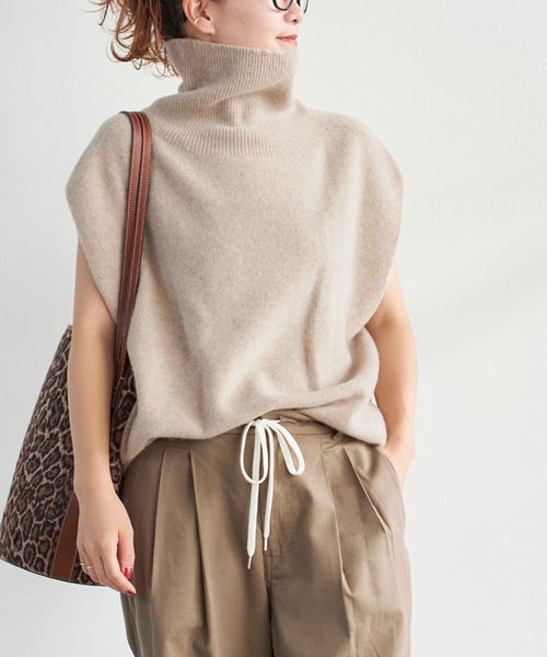 未使用‼️人気完売商品‼️spick&spanオフタートルニットベスト　ベージュ WEB限定 / 追加2》オフタートルニットベスト（ベスト）｜Spick & Span