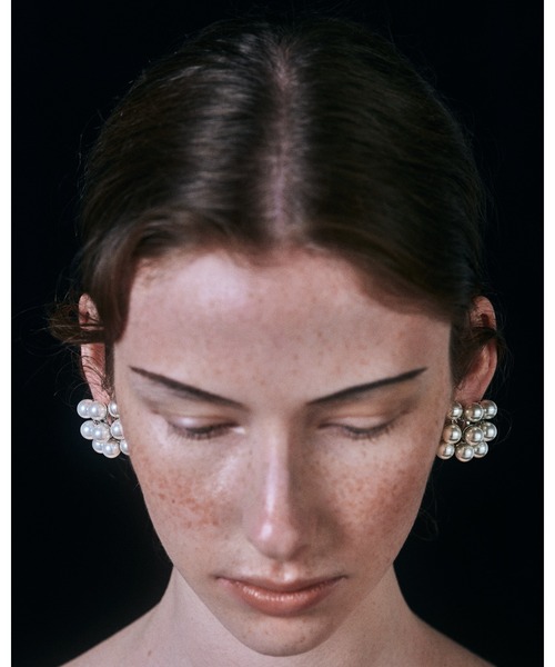 IRIS47（イリスフォーセブン）の「【IRIS 47】 axis earring/アクシス イヤリング（イヤリング・レディース・ホワイト・FREE）」の2枚目の写真