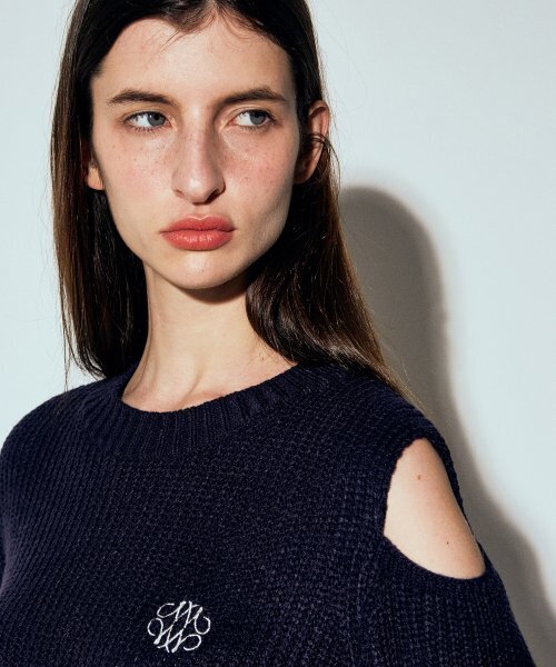 NICK&NICOLE(ニックアンドニコール)の「SHOULDER CUT OUT KNIT_NAVY(ニット/セーター・レディース・その他・FREE)」の2枚目の写真