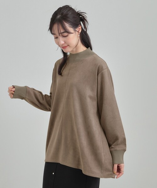 SHOO・LA・RUE(シューラルー)の「【S-LL】滑らかタッチが癖になる Aラインスエード調トップス(Tシャツ/カットソー・レディース・ブラウン系その他/サックスブルー/ホワイト・01/04/02/03)」の16枚目の写真